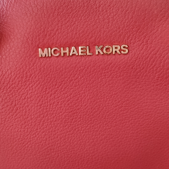 Michael Kors Large Riley 🎒 Red Purse - Picture 6 of 14